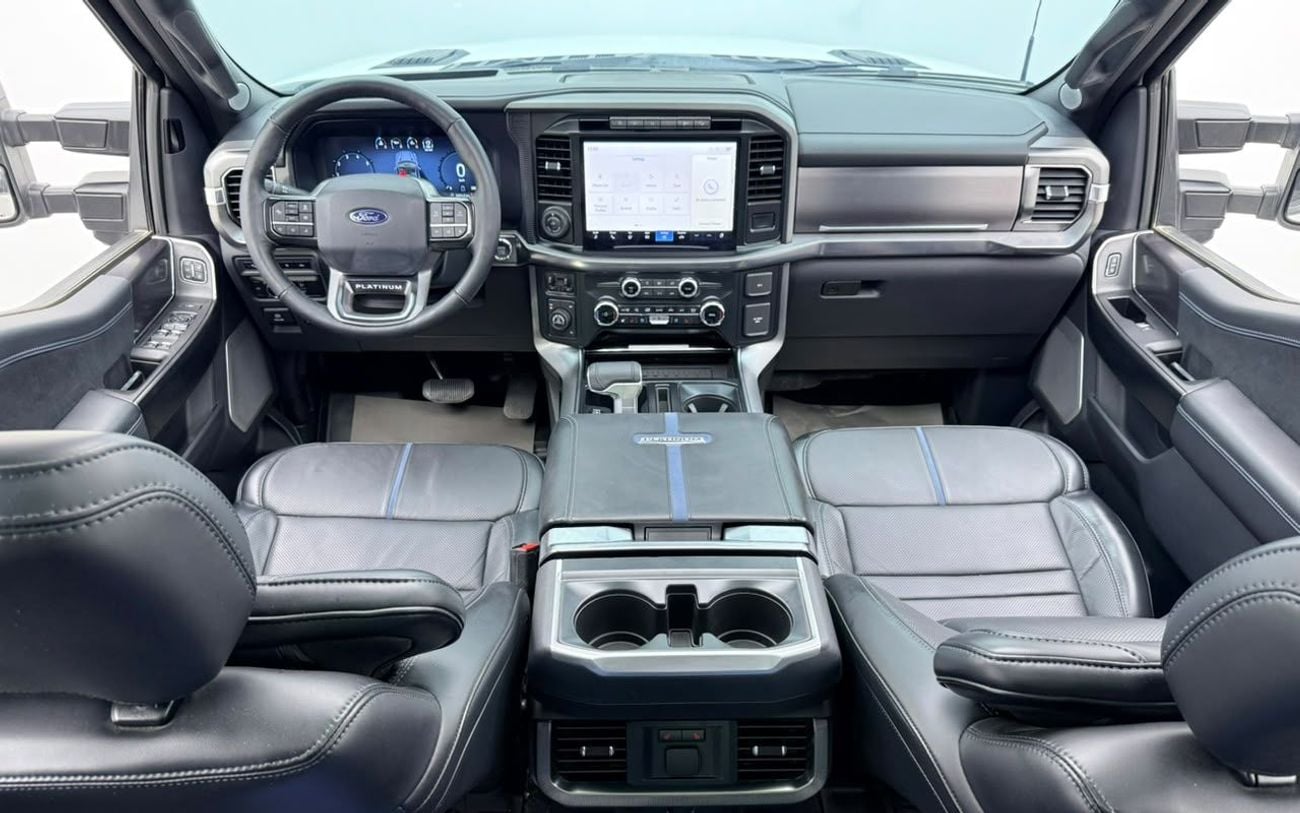 فورد F 150 PLATINUM فورد F-150 بلاتينيوم 2024، ضمان فورد لمدة 5 سنوات + باقة خدمة، سجل صيانة كامل لدى فورد، دول مجلس الت