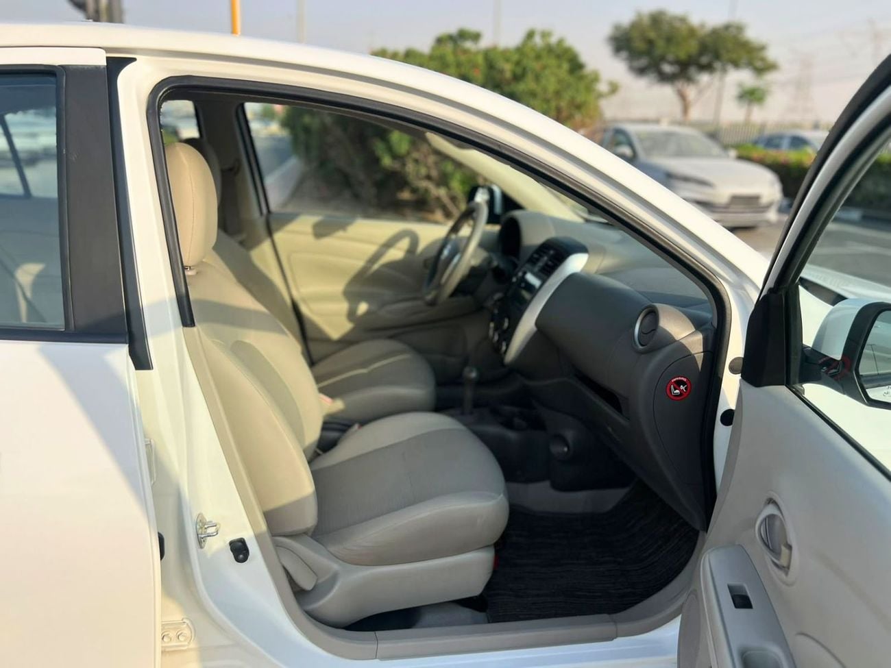 Nissan Sunny SV Nissan Sunny 2023 S GCC Specs Nissan Sunny 2023 S trim in excellent condition, GCC specification. Ec