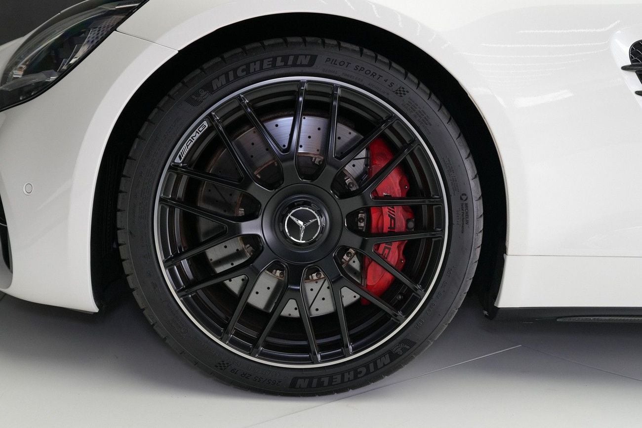 Mercedes Benz AMG GT