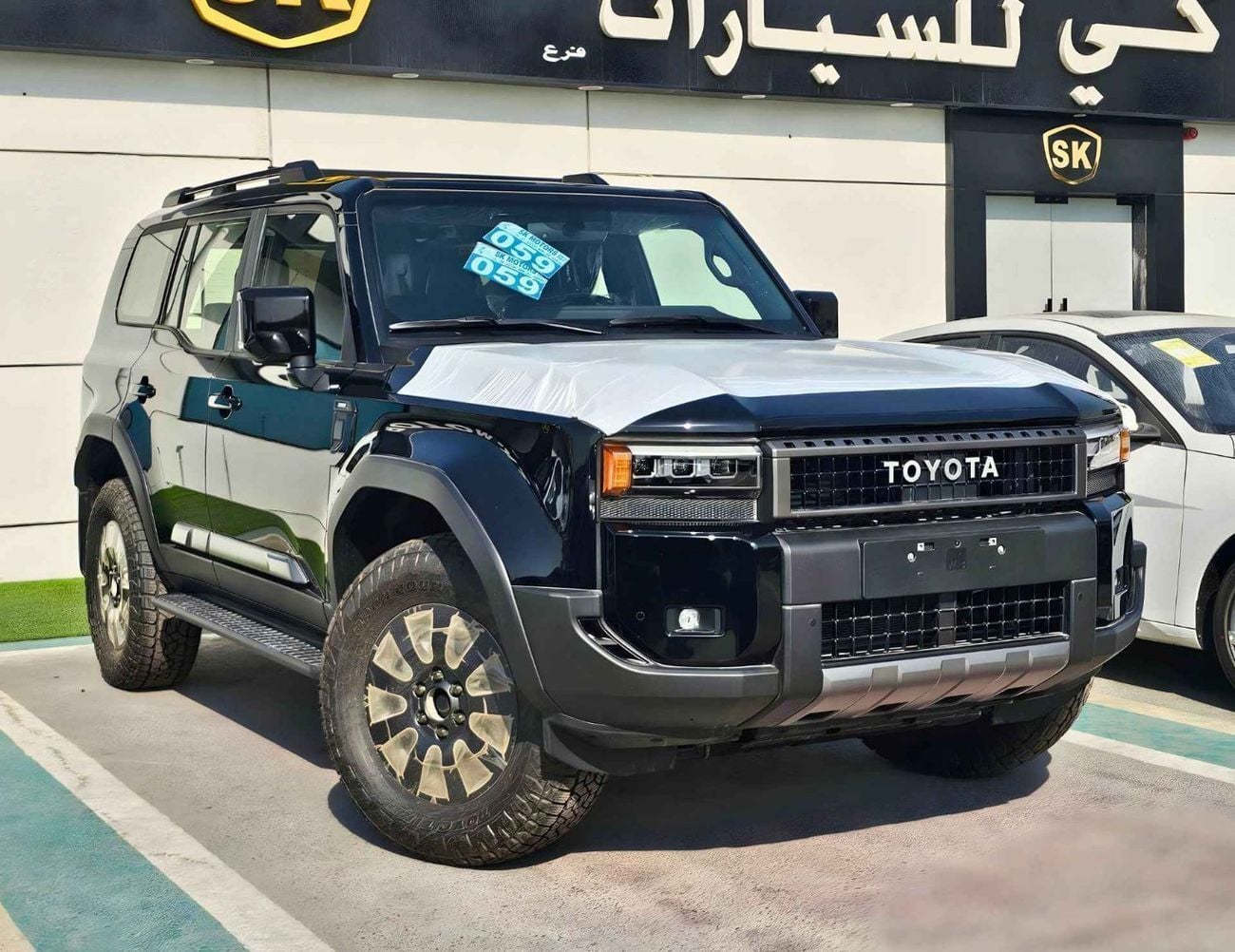 Toyota Prado ADVENTURE TURBO | 2.4L PETROL V4 | GCC SPEC | LEATHER WITH DRIVE ELECTRIC SEAT (CODE # PTADV2)