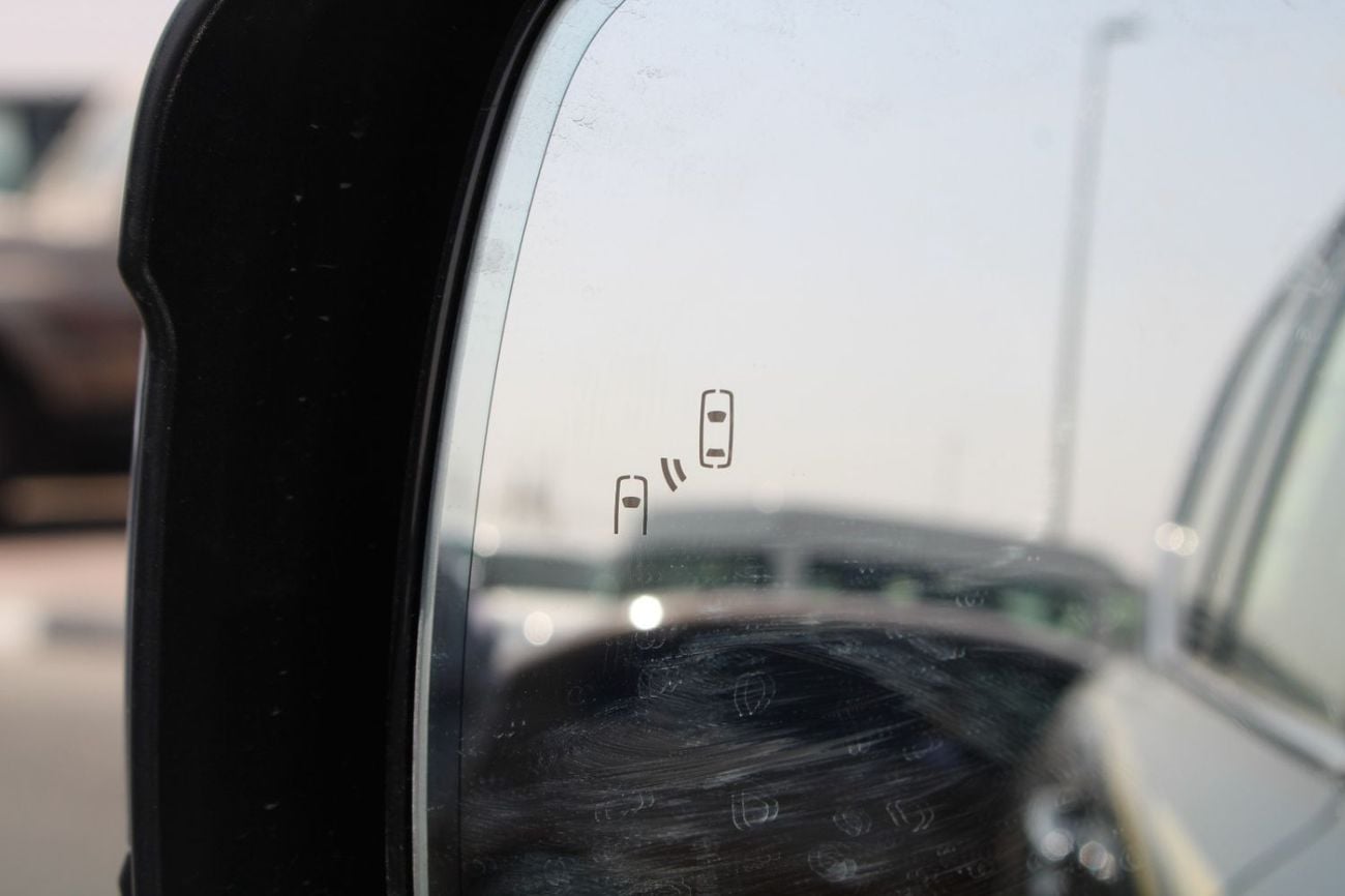 Toyota Land Cruiser VXR