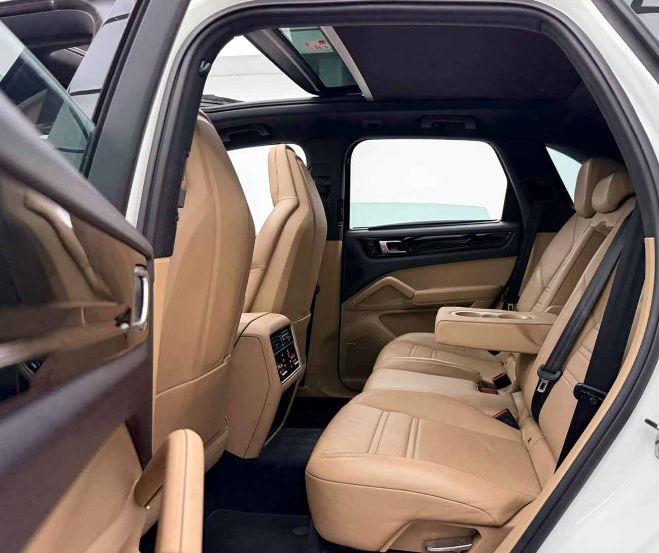 Porsche Cayenne STANDARD