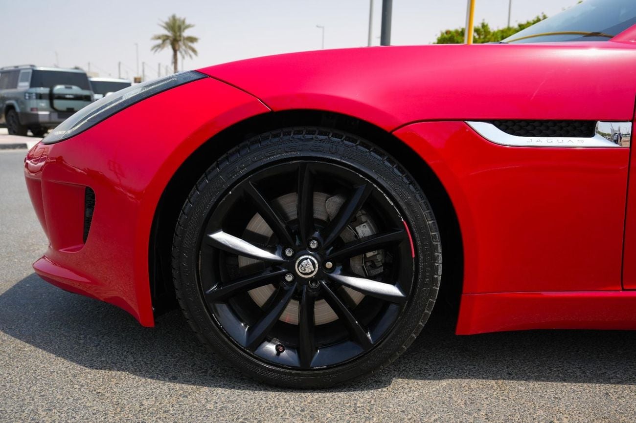 جاكوار F Type STANDARD سيارة مكشوفة موديل 2014 بمحرك V6 سوبرتشارج! بمواصفات خليجية