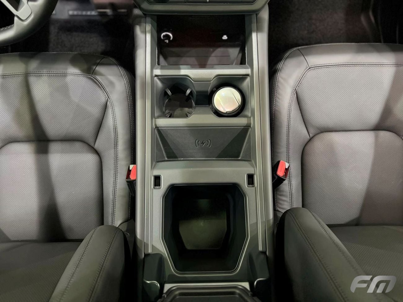 Land Rover Defender 110 X-DYNAMIC HSE P400