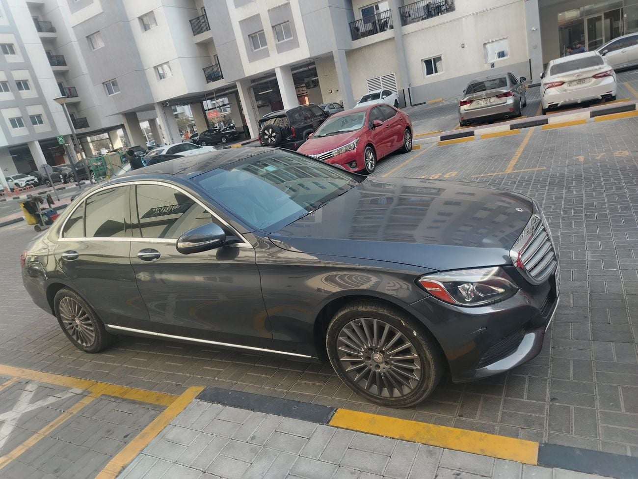 مرسيدس بنز C 300 ستاندارد