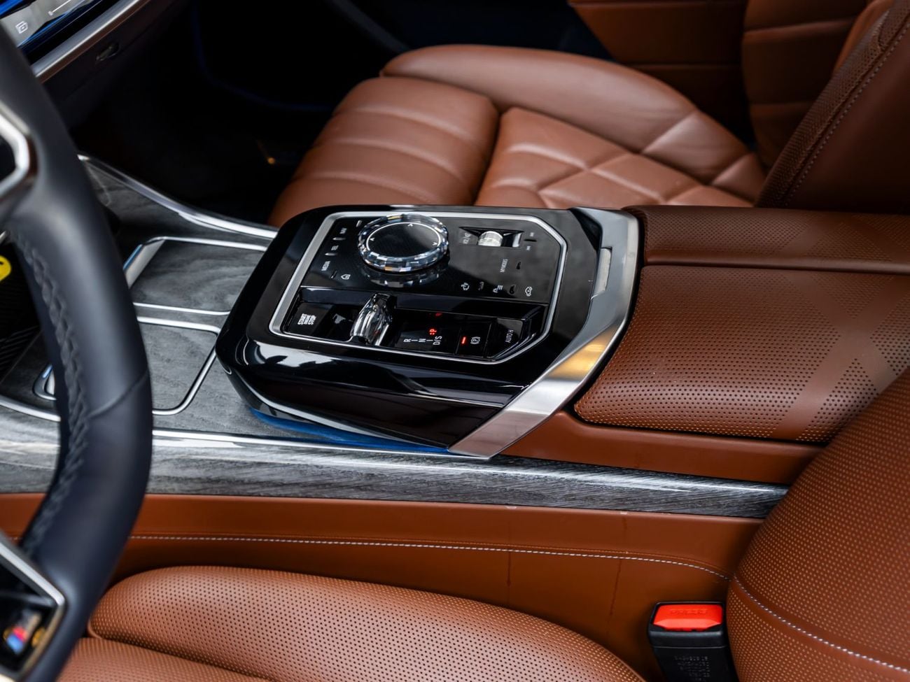 BMW 760i XDRIVE MASTERCLASS M SPORT PACKAGE BUY NOW, PAY 2027 | THE BLACKLINE STANDARD | 2029 BMW Warranty + Service Contract, GCC