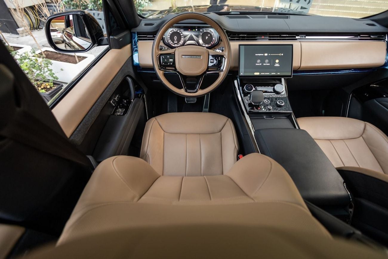 Land Rover Range Rover Sport DYNAMIC HSE P400 Range Rover Sport P400 Dynamic HSE 2023 GCC | Agency Warranty | Service Contract