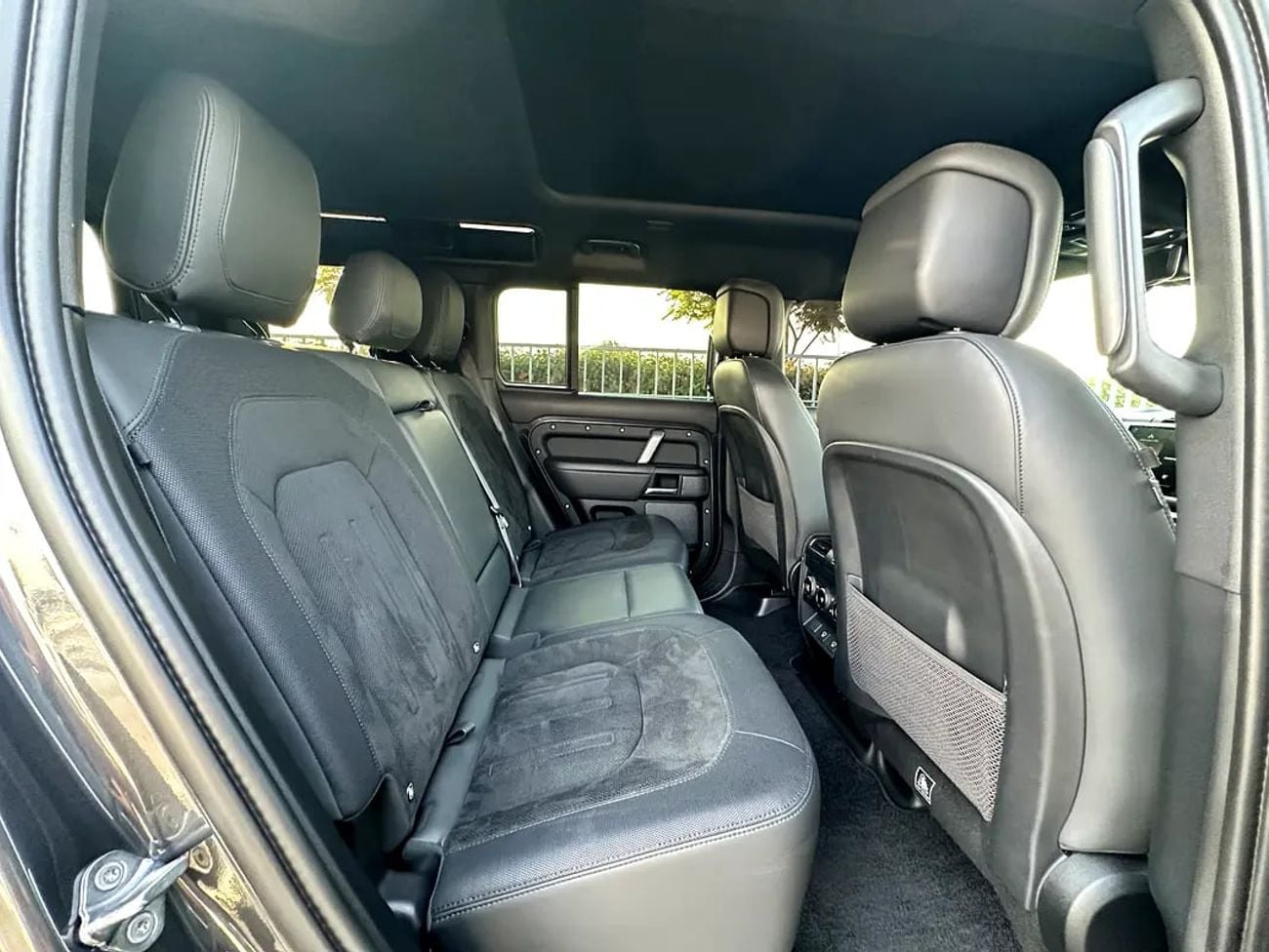 Land Rover Defender LLand Rover Carpathian Edition V8