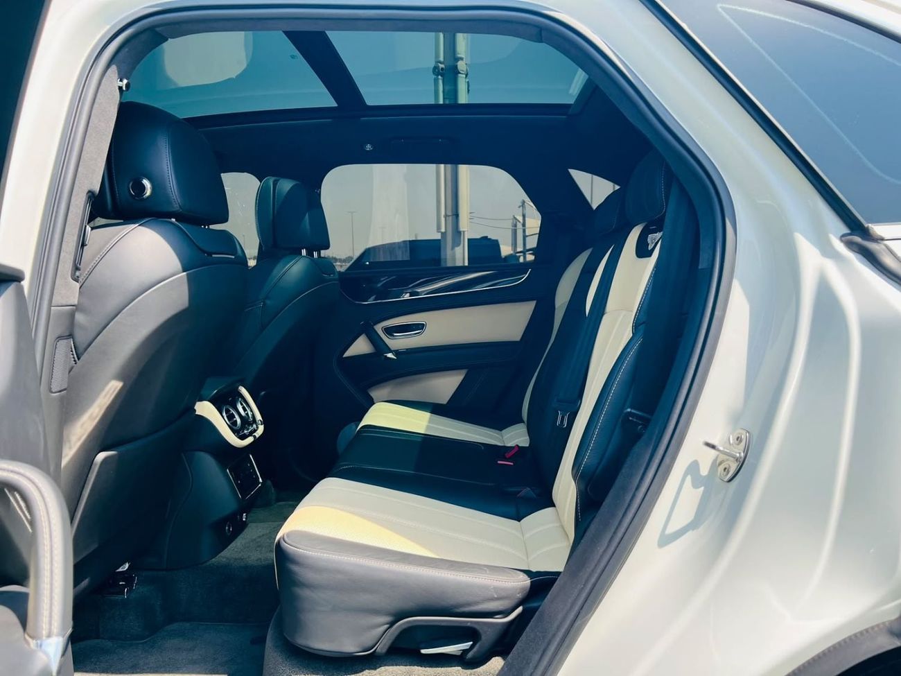 Bentley Bentayga SIGNATURE BENTLEY BENTAYGA 2018.ENGINE 6.0L/V12.