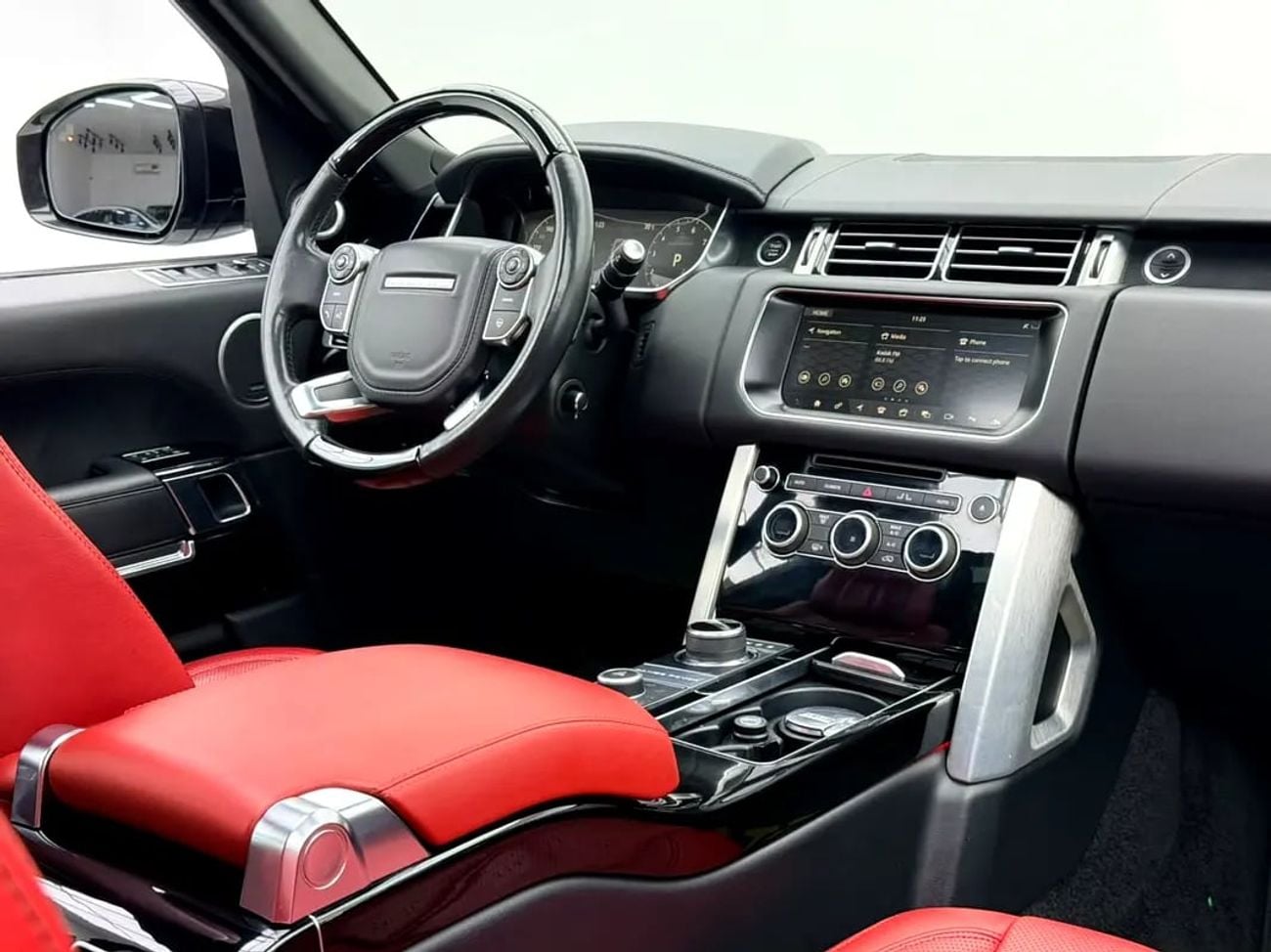 Land Rover Range Rover Vogue SE Supercharged, Full Service History, Fully Loaded, GCC