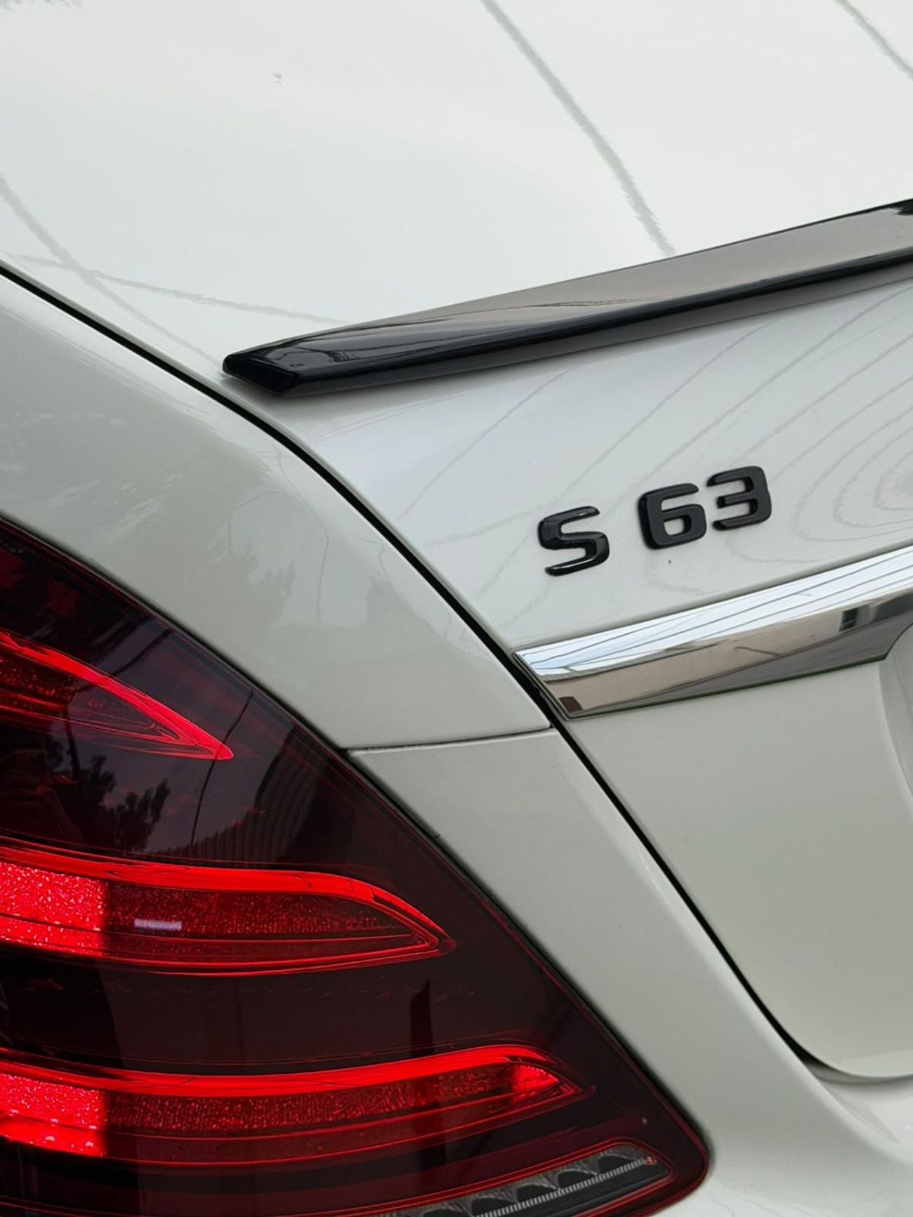 Mercedes Benz S63 AMG STANDARD