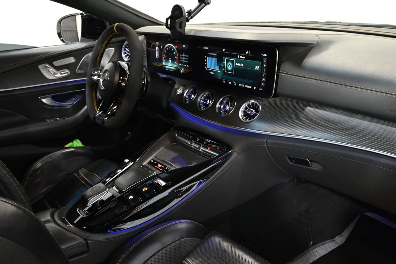 مرسيدس بنز AMG GT 63-S مرسيدس بنز AMG GT63 S موديل 2019، سجل صيانة كامل، ضمان لمدة عام، حالة ممتازة، دول مجلس التعاون الخلي