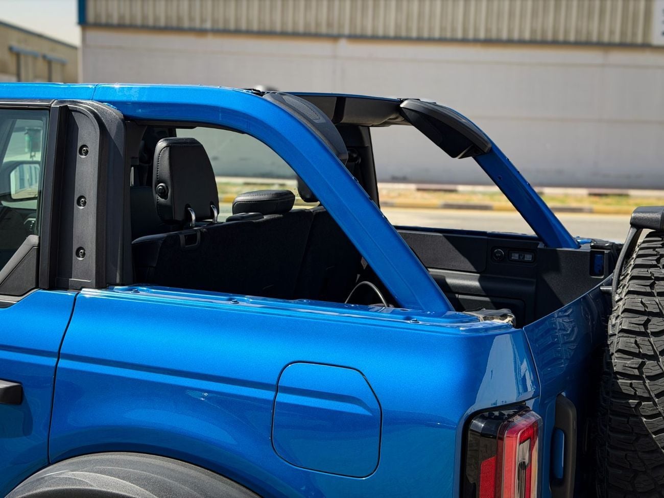 Ford Bronco WILDTRAK 2.7L (5 Seater) In RIGHT HAND DRIVE (EXPORT ONLY)