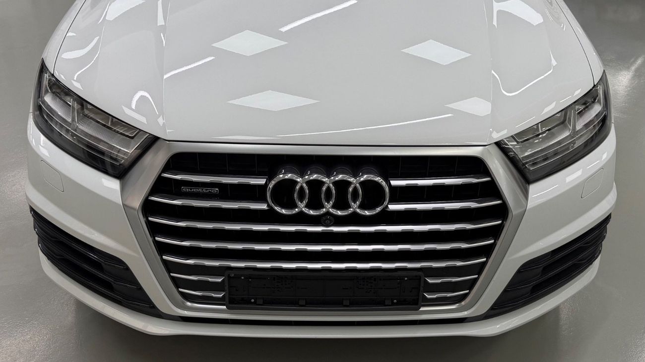 Audi Q7 45 TFSI S-LINE
