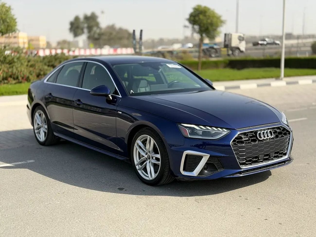 Audi A4 Quattro - S Line full option - Clean title