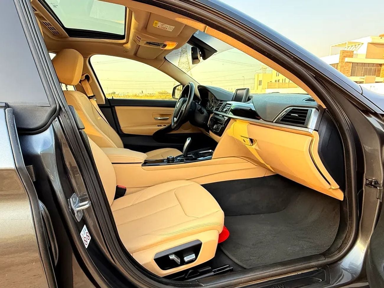 بي أم دبليو 420i M SPORT 420i GCC Specs in Excellent Condition