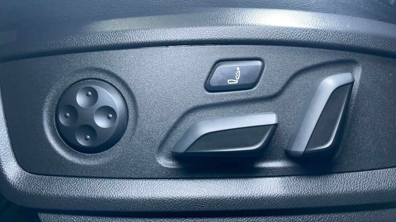 أودي Q5 45 TFSI S-LINE كارس24 هي سوق ضخم للسيارات المستعملة موثوق ومضمون ٪كارس24 هي سوق ضخم للسيارات المستعملة موثوق ومضمون