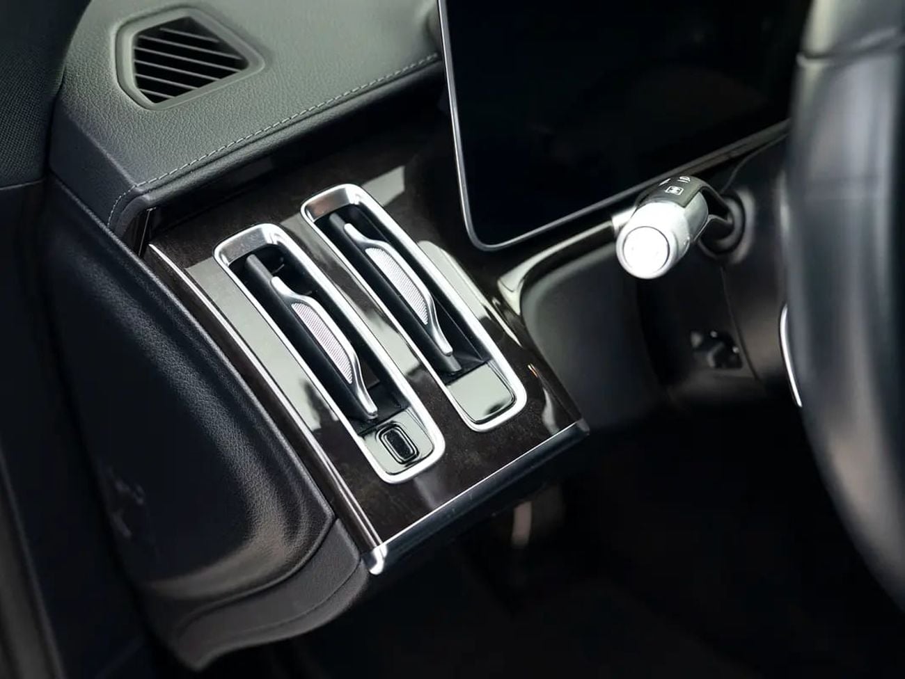 مرسيدس بنز S 500 4MATIC L Burmester Sound | Heated & Ventilated Seats