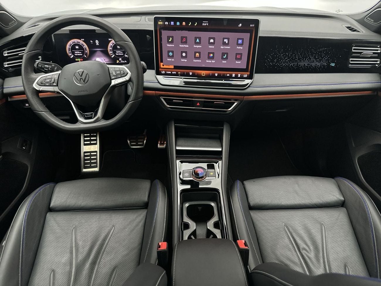 Volkswagen Tiguan R-LINE 1.4L | Premium R-Line Interior | Panoramic Sunroof | Digital Cockpit Pro | Ambient Lighting | Rear C