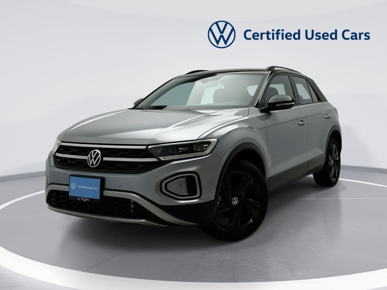 Volkswagen T-ROC STYLE with Black Style Package 1.4L | 17,100 AED SAVINGS from New Car | Upgraded Alloys & Prem