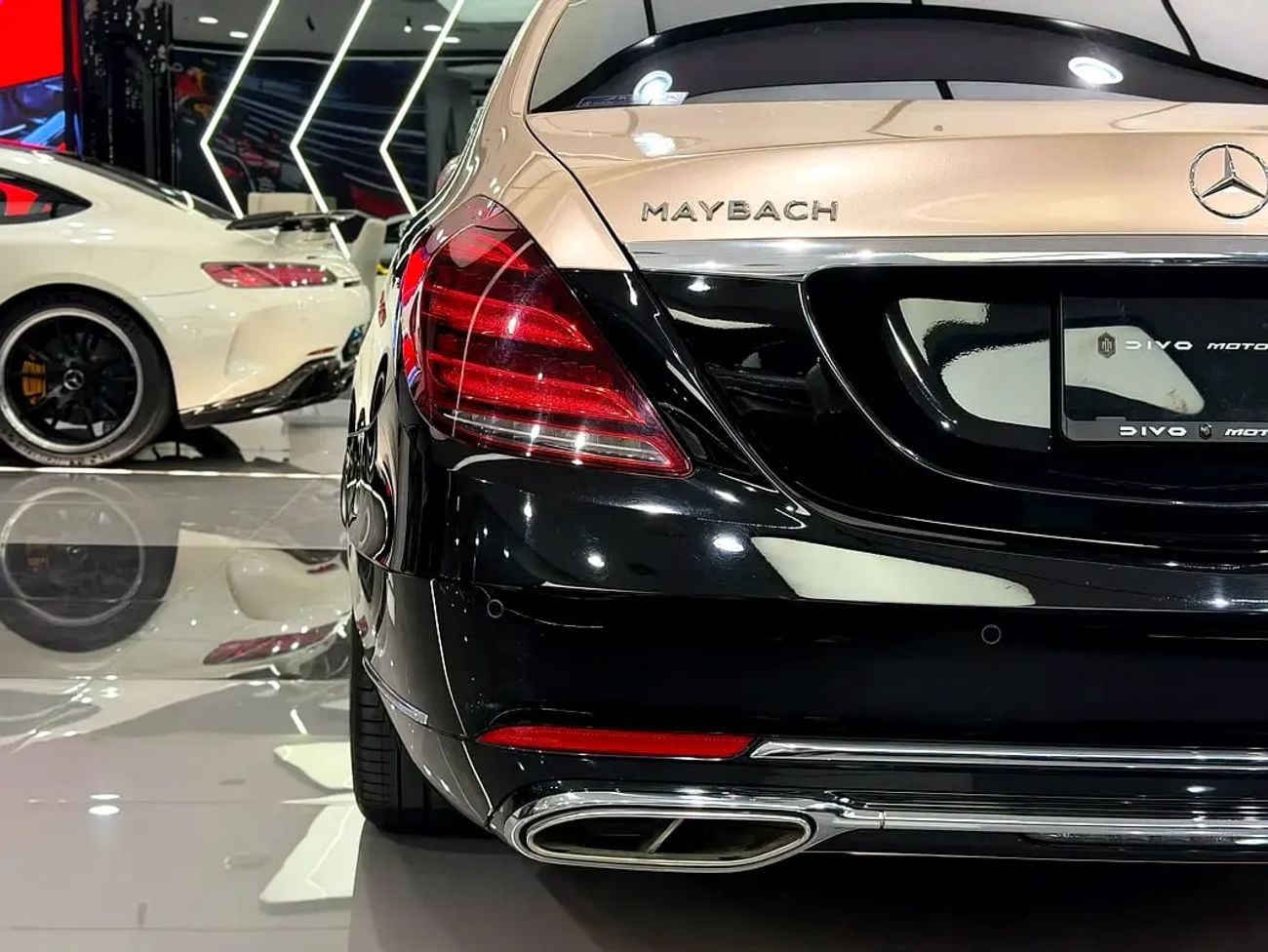 مرسيدس مايباخ s600 مايباخ S600 - Japanese Specs - Pristine Condition