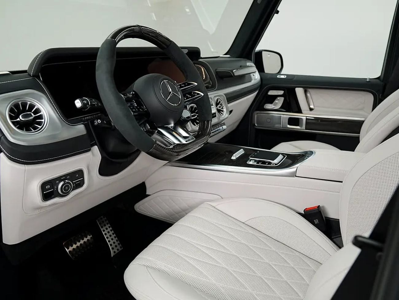 Mercedes Benz G63 AMG STANDARD G 63 AMG | A22 | CARBON PACKAGE | FULL OPTION