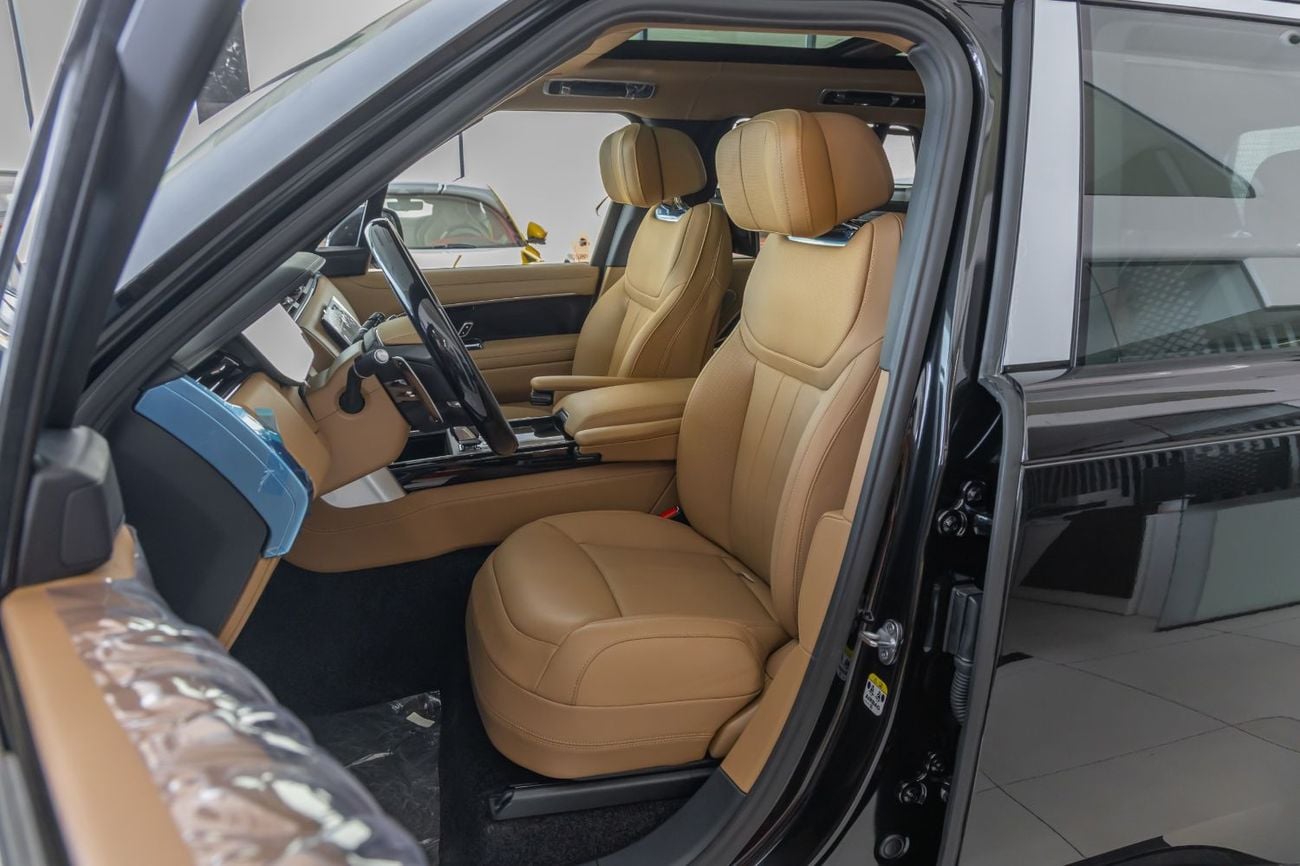 Land Rover Range Rover AUTOBIOGRAPHY P400 Range Rover Vogue Autobiography P400 | AWD | V6 | 2026 | GCC Specs