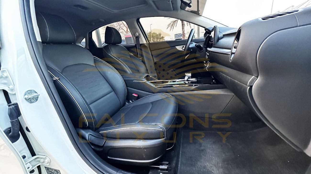 كيا K3 EX DLX كيا K3 LX موديل 2025، طلاء أصلي، مفتاحان، صيانة كاملة