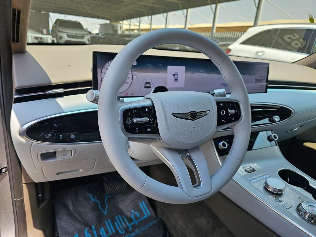 جينيسس GV70 PREMIUM