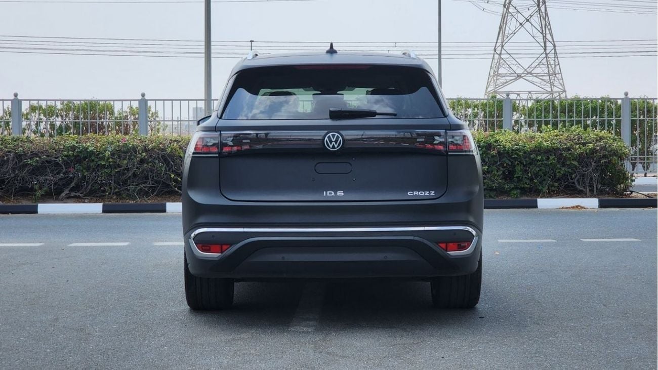 Volkswagen ID.6 PRO