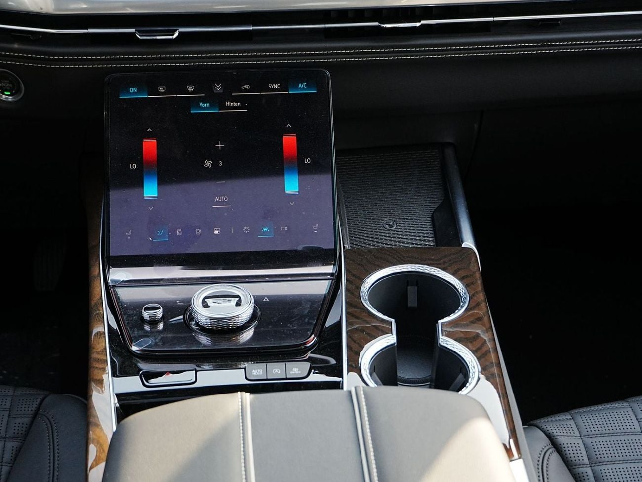 Cadillac Escalade SPORT PLATINUM VIP SEATS