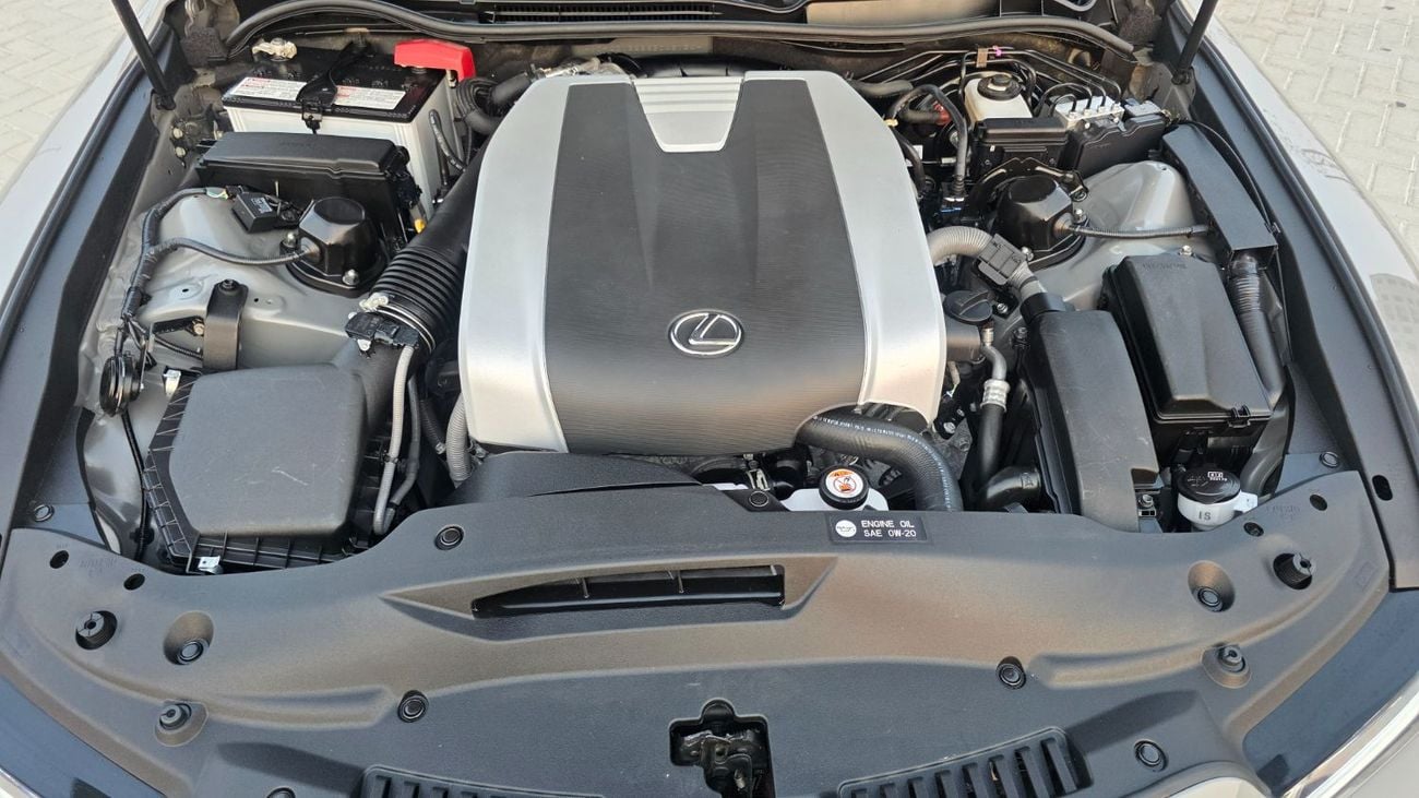 لكزس IS 350 F SPORT نسخة خاصة
