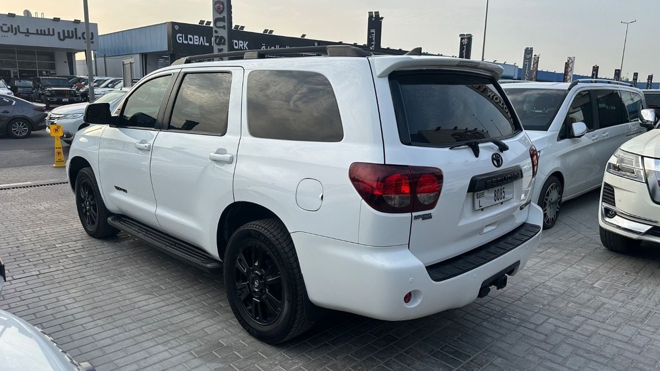 Toyota Sequoia