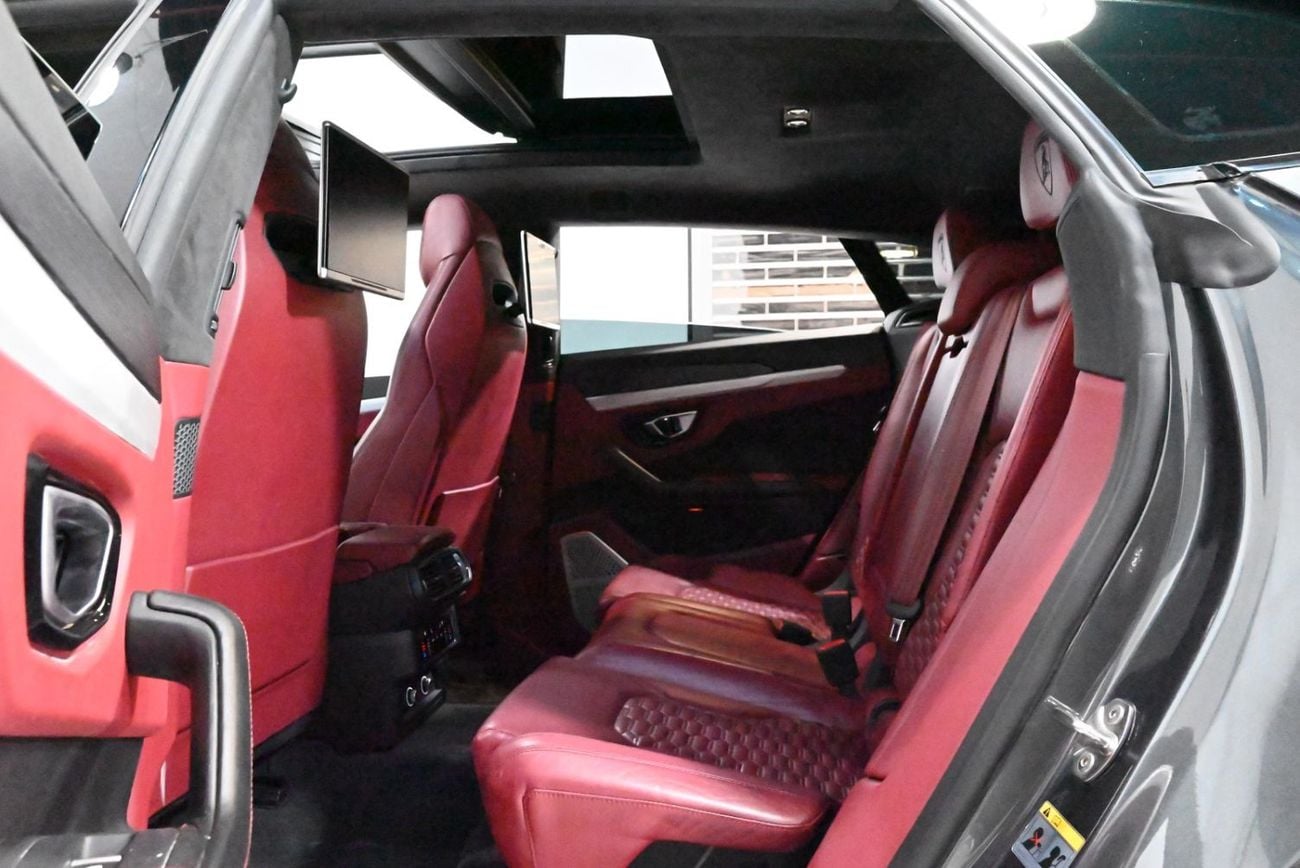 Lamborghini Urus STD 2019 Lamborghini Urus, Service History, 1 Year Warranty, Excellent Condition, GCC