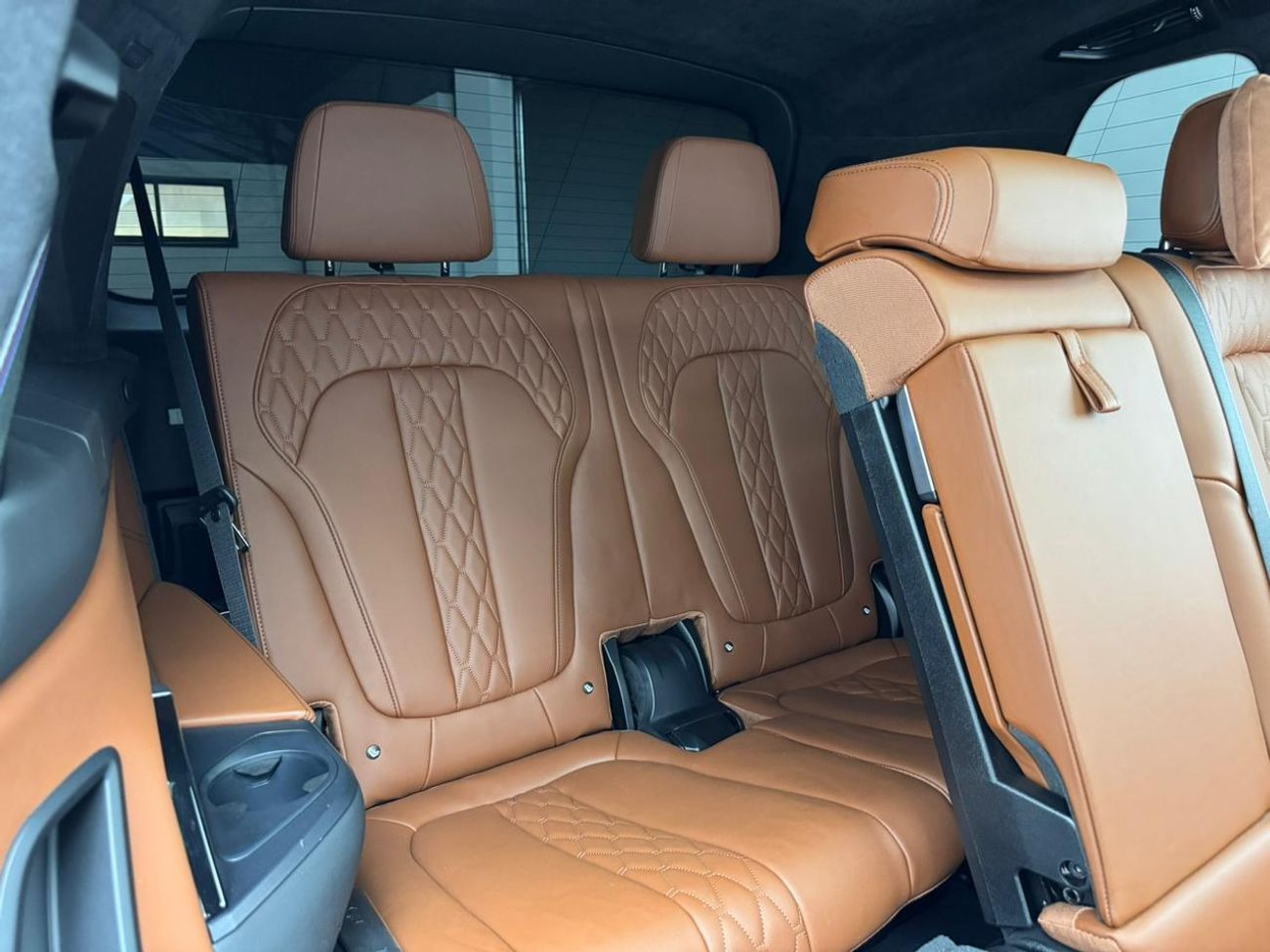 BMW X7 M60i XDRIVE 2024 BMW X7 xDrive, 10/2028 BMW Warranty and Service Pack, BMW Service History, GCC