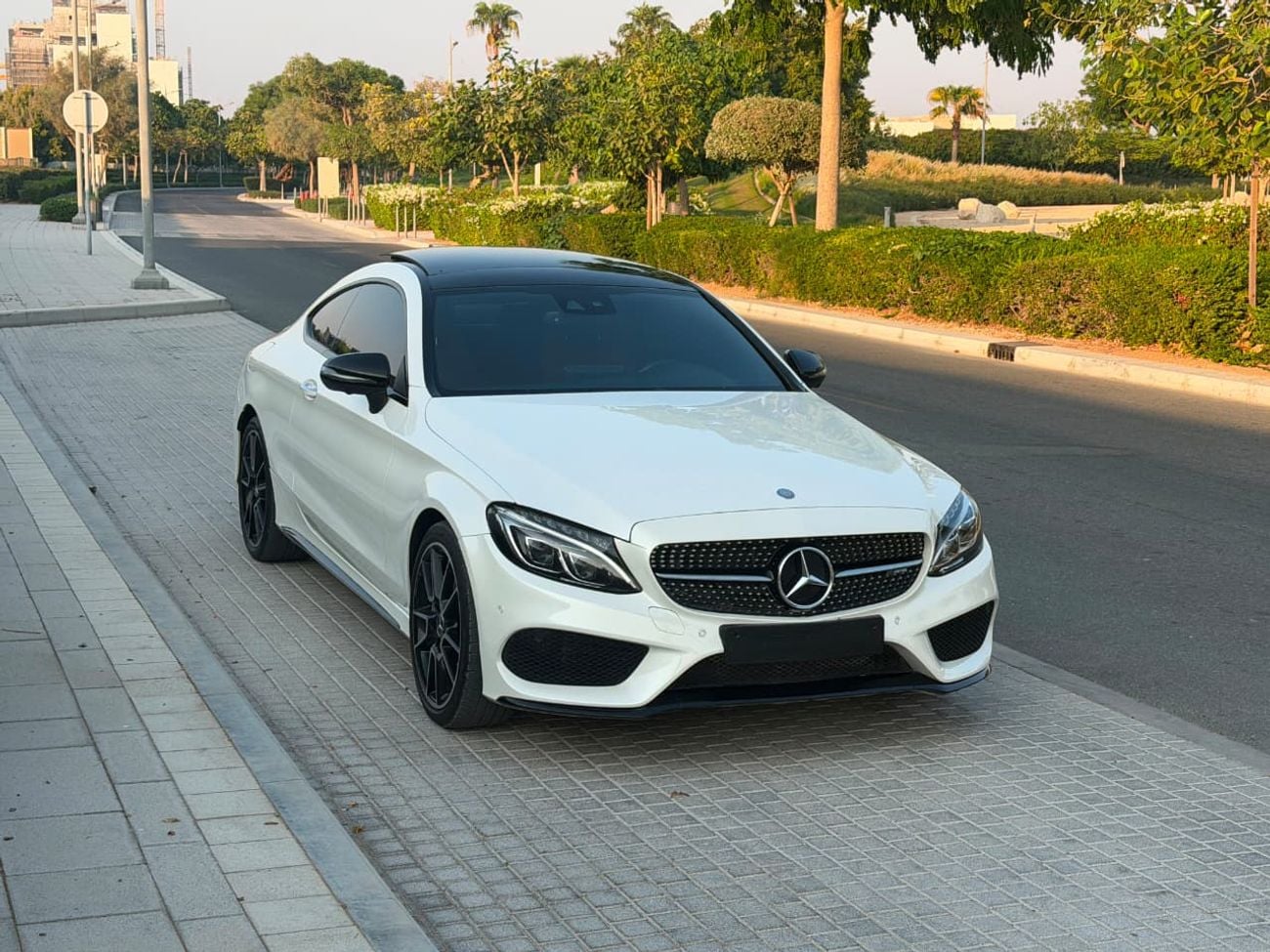 مرسيدس بنز SLC 43 AMG C43