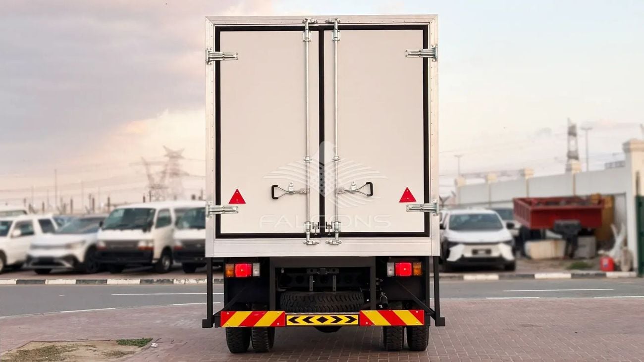 Isuzu NPR STANDARD With Refrigeration Box