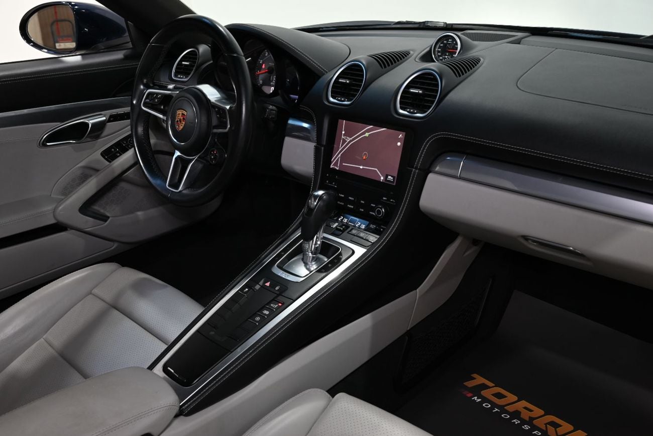 Porsche 718 Cayman S 2018 Porsche 718 Cayman S, Full Service History, Excellent Condition, GCC