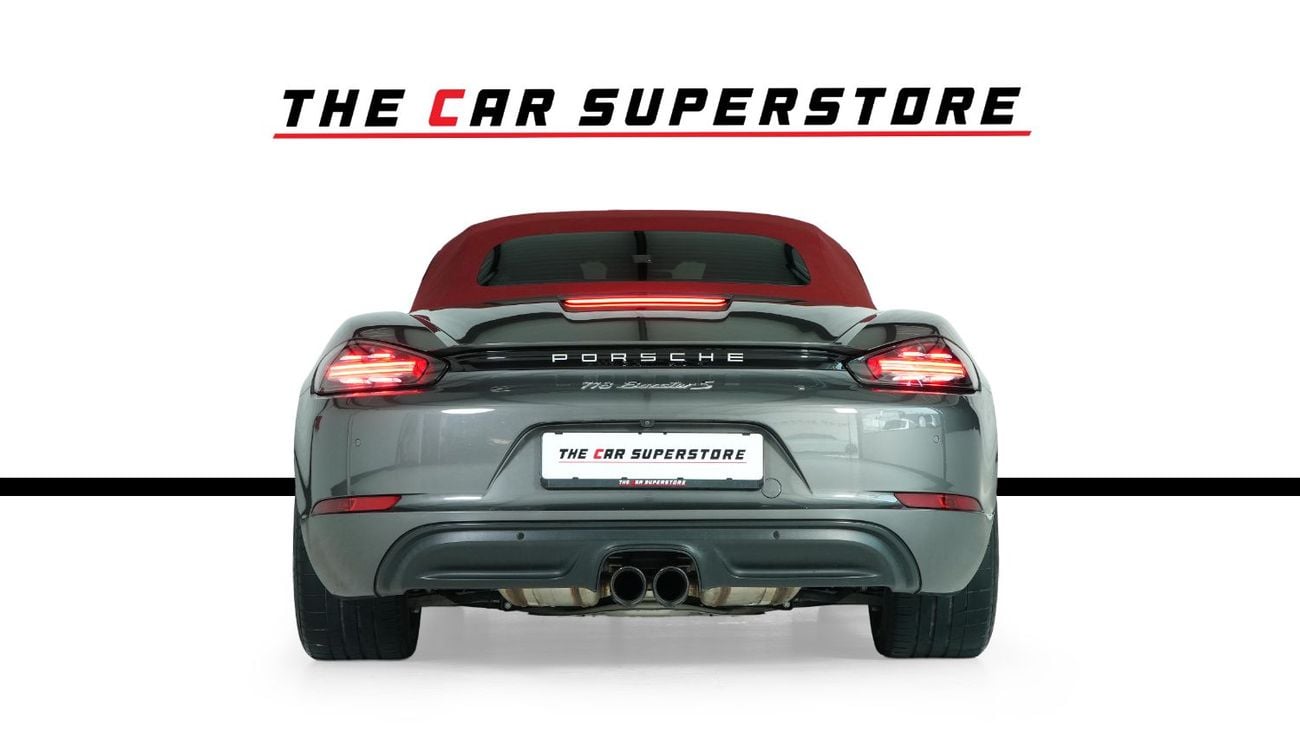 Porsche 718 Boxster S GCC-Low Mileage-Excellent Condition-High Specification Edition