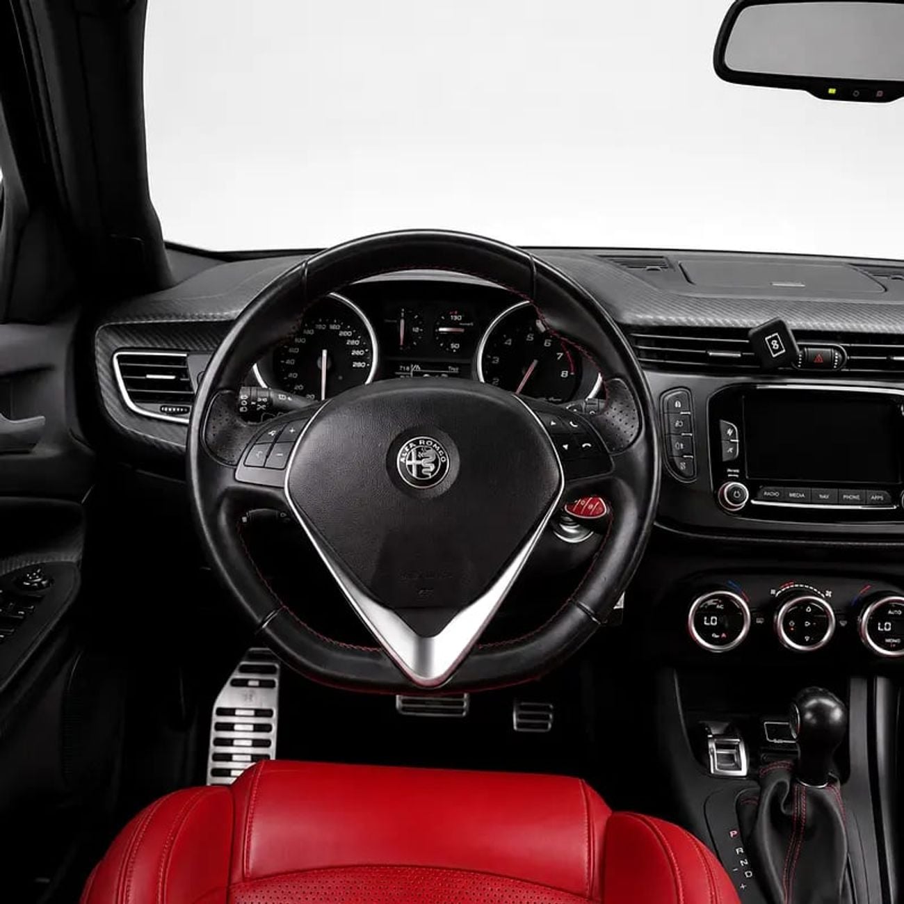 ألفا روميو جوليتا Veloce 765 P.M • 0% Downpayment • Veloce • 1 Year Warranty