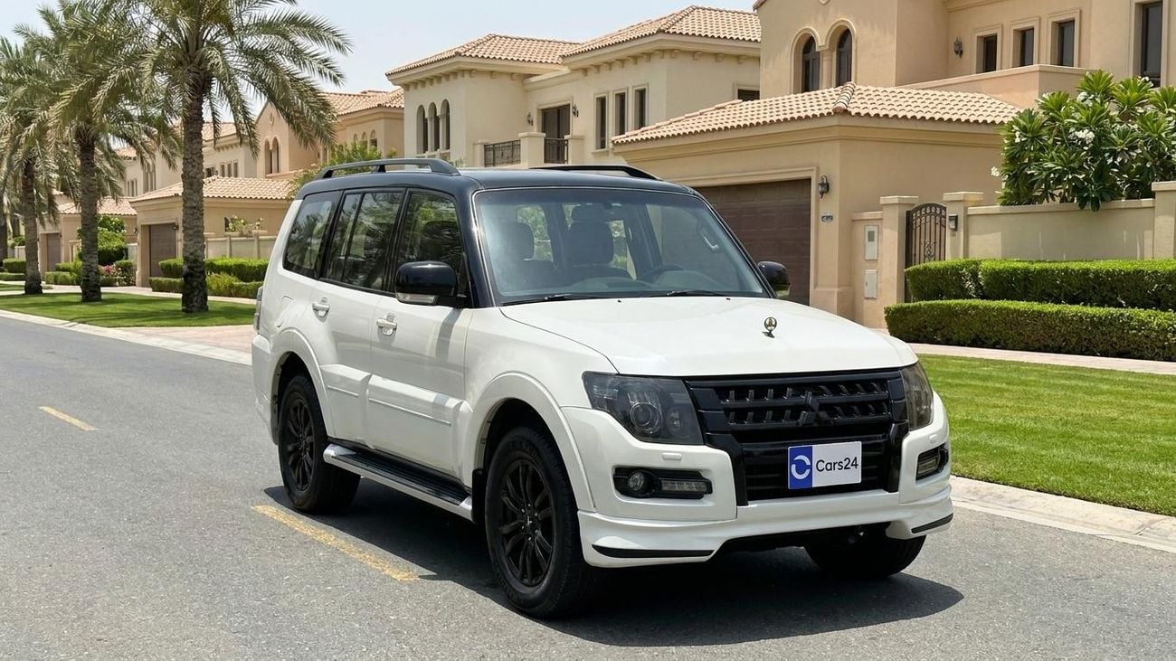 ميتسوبيشي باجيرو كارس24 هي سوق ضخم للسيارات المستعملة موثوق ومضمون ٪كارس24 هي سوق ضخم للسيارات المستعملة موثوق ومضمون