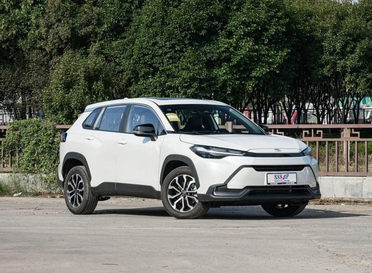 Toyota Frontlander Luxury 2026 Toyota Frontlander– 2.0L Hybrid Luxury