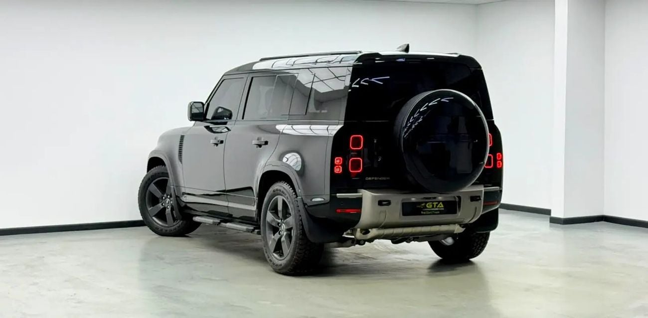 Land Rover Defender X Dynamic 110 HSE P400, LR Warranty + Service Pack, Low Km, GCC