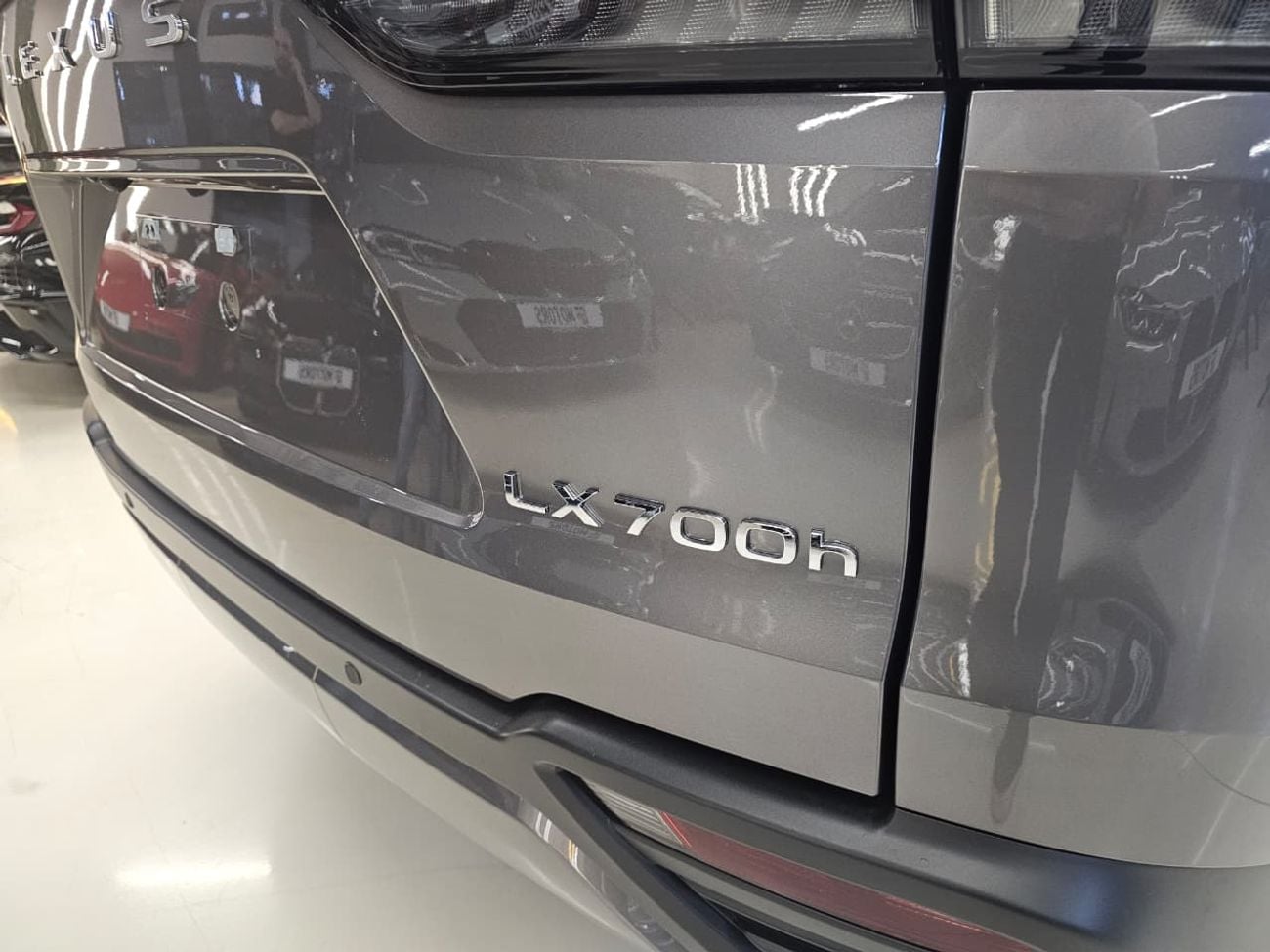 Lexus LX700h SIGNATURE 2026 Lexus LX 700h Signature Hybrid I ALFUTTAIM GCC Specs