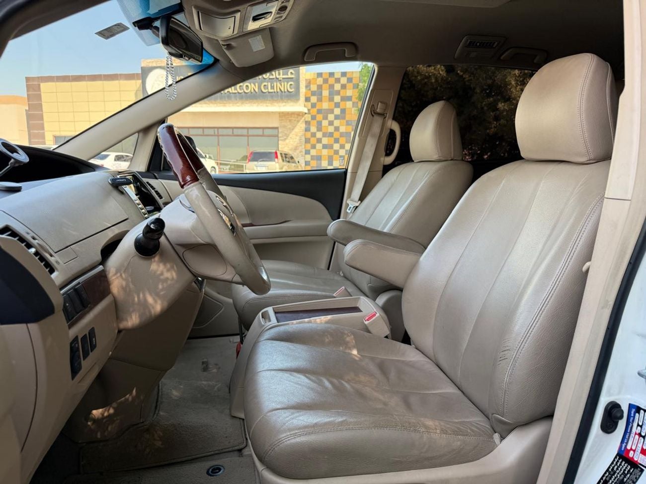 Toyota Previa SE