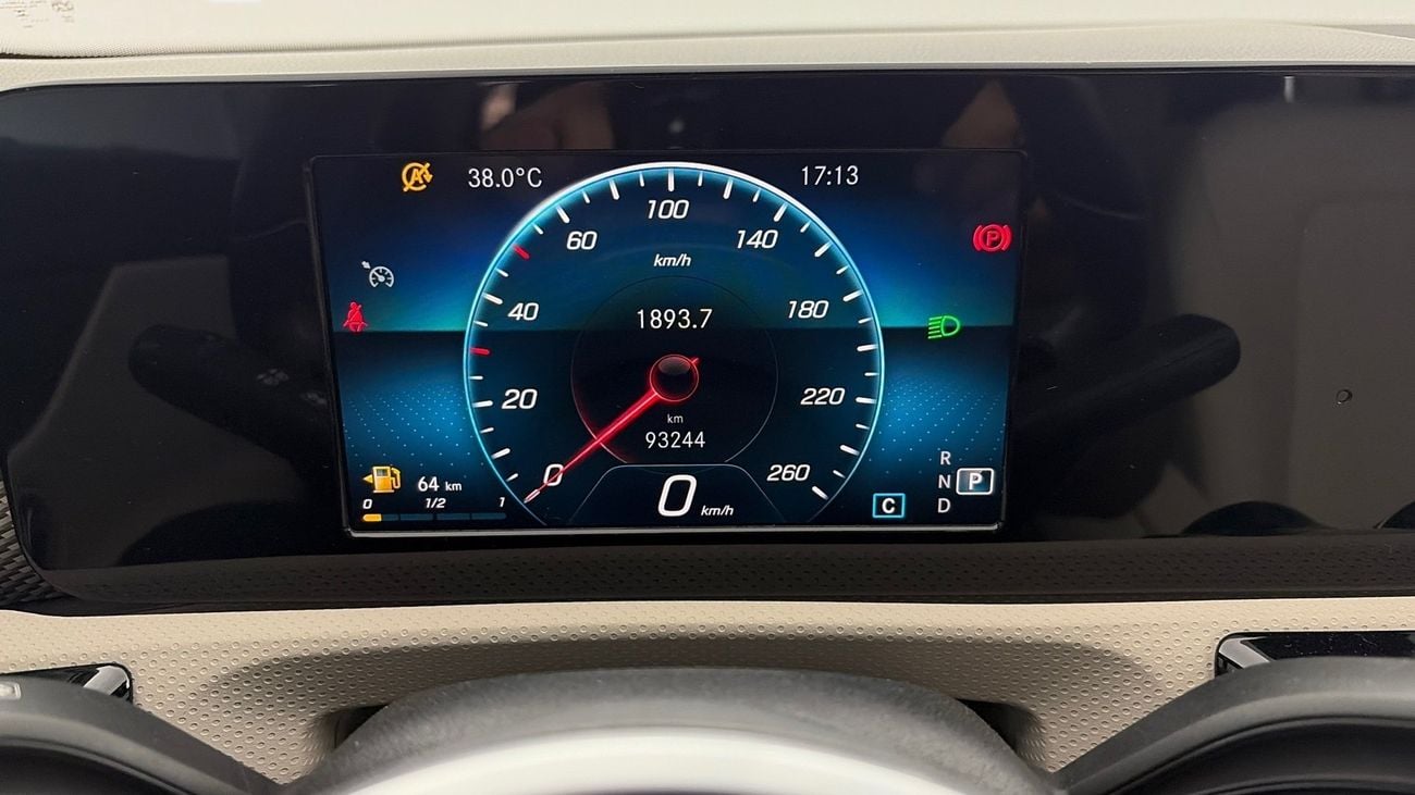 Mercedes Benz A200 STANDARD | Guaranteed Warranty | 0 Down Payment