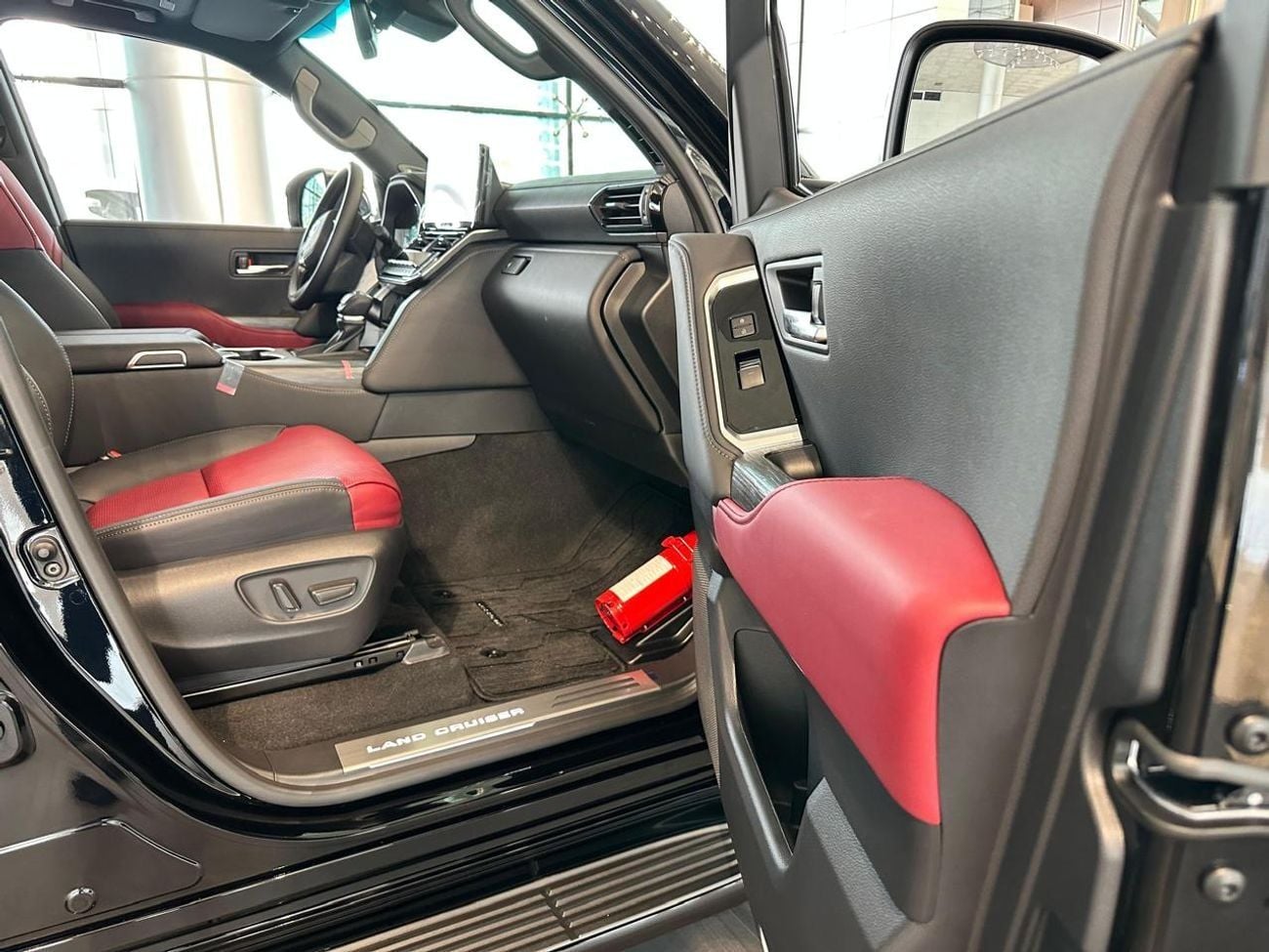Toyota Land Cruiser VXR