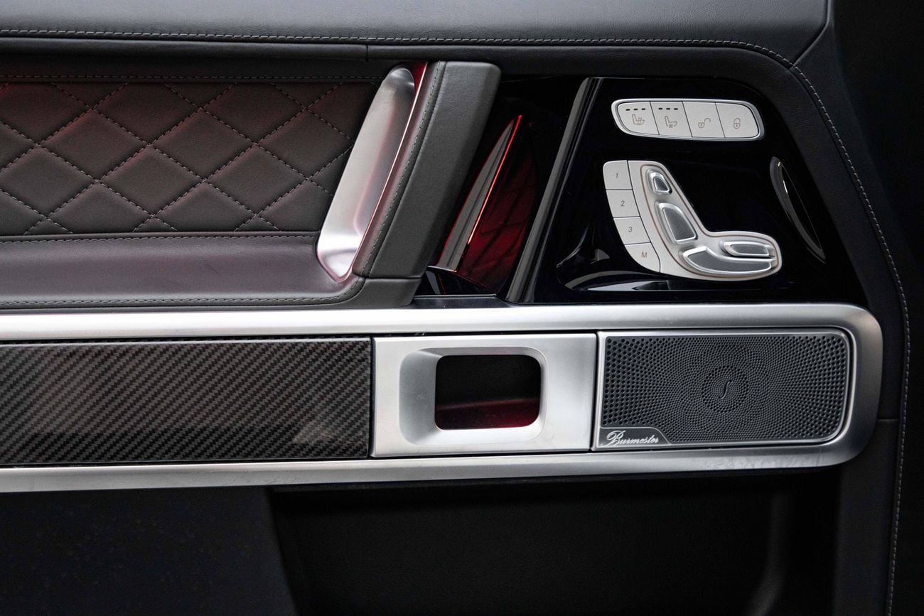 مرسيدس بنز G 63 AMG 4X4² G 63 AMG G63 AMG Brabus Kit | 9,400 P.M | 0% Downpayment | Impeccable Condition!
