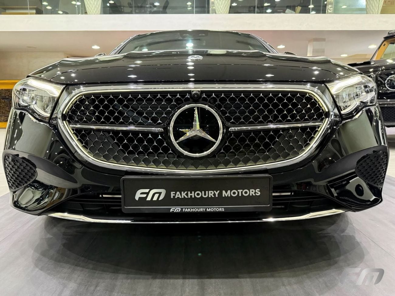 مرسيدس بنز E200 ستاندارد