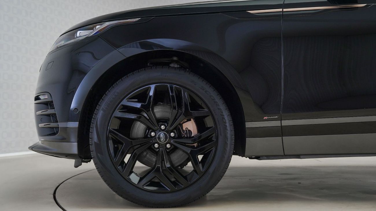 Land Rover Range Rover Velar R-DYNAMIC SE